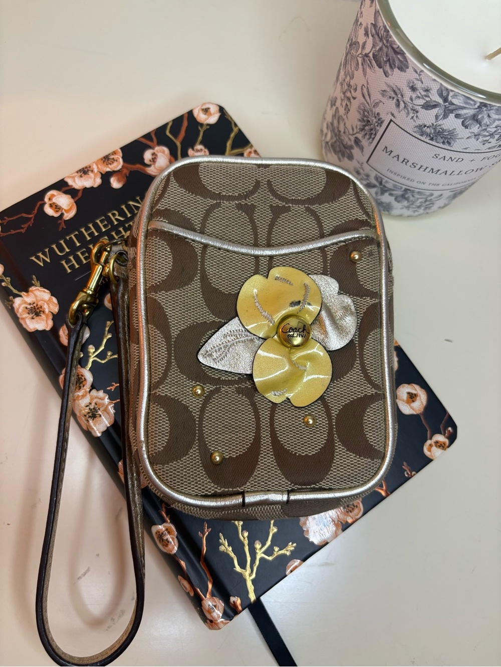 Rare Y2K Coach Signature Camera Bag Floral Brown Metallic ✨